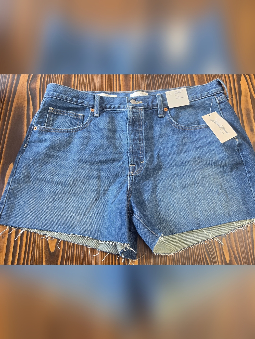 Universal Thread Shorts